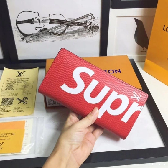 Affordable Louis Supreme Vuitton wallet 0726